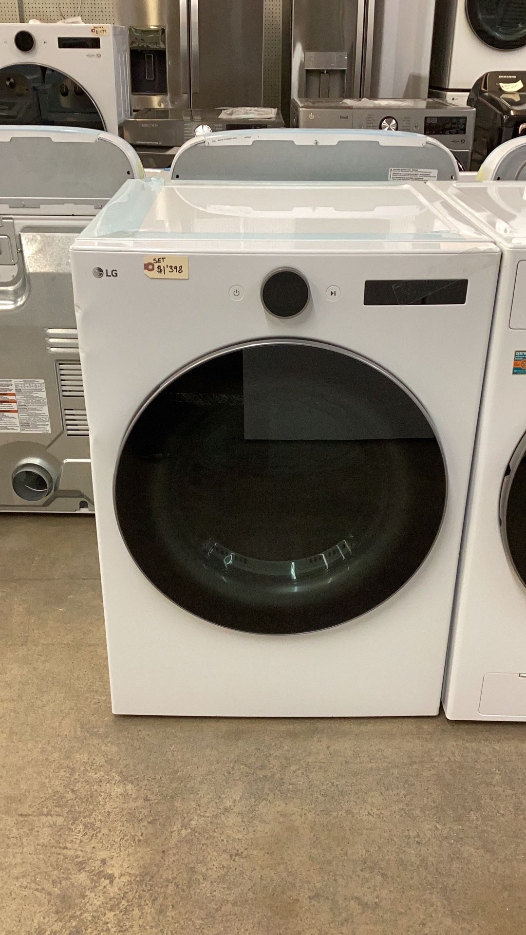 LG Washer And Dryer Set Scratch And Dent