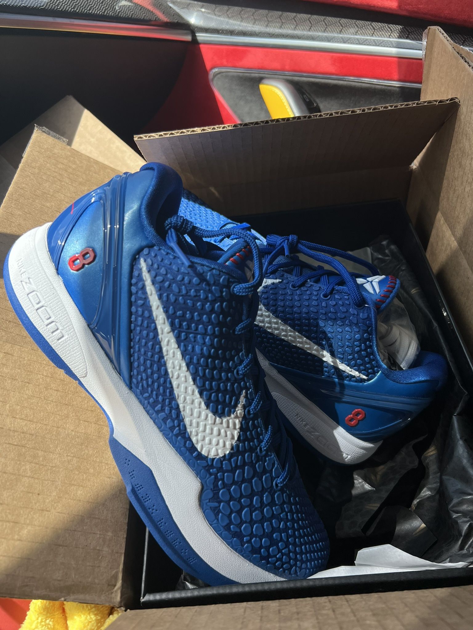 Kobe 6 Dodgers Size 11