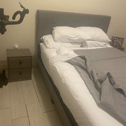 Bed Frame With 2 Bureaus And Drawer