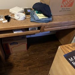 2 Desks