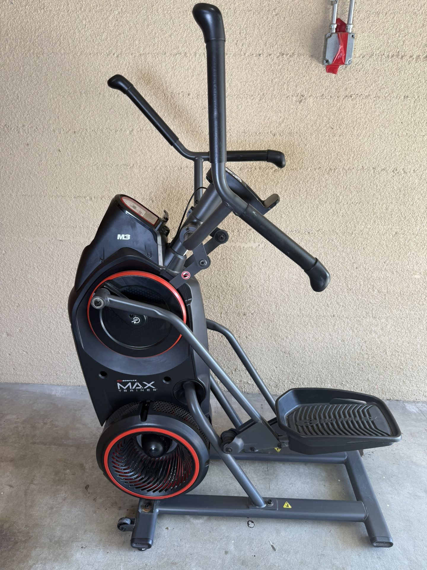 Bowflex Max Trainer M3 – Compact Elliptical/Stepper Hybrid (EXCELLENT PRICE)