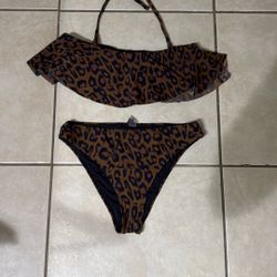 Kendall And Kylie Swim Suit 