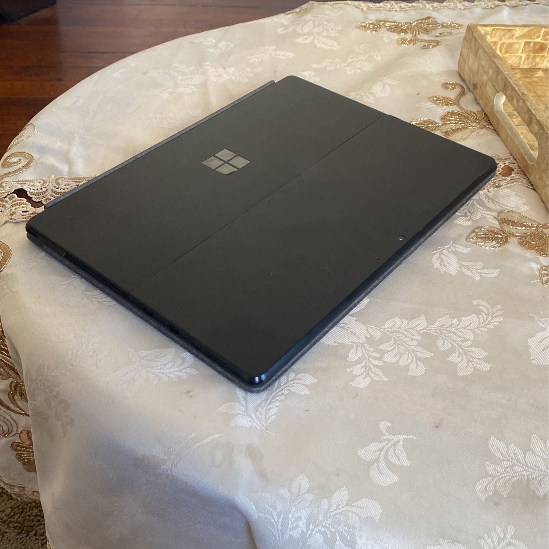 Microsoft Surface Pro X - 13” Touch-Screen - 16GB Memory - 256GB Solid State Drive - Wifi, 4G LTE - Matte Black
