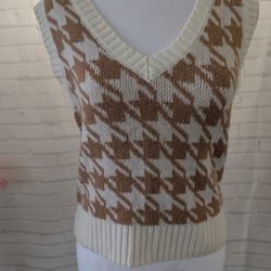 Sweater Vest Size S Juniors