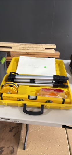 Laser level