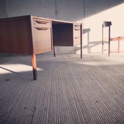 Vintage 1950’s Jens Risom Mid Century Modern Walnut Executive Desk.