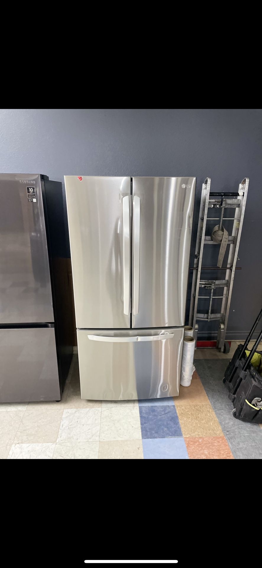 LG 33’ Wide Refrigerator Scratch And Dent Special 