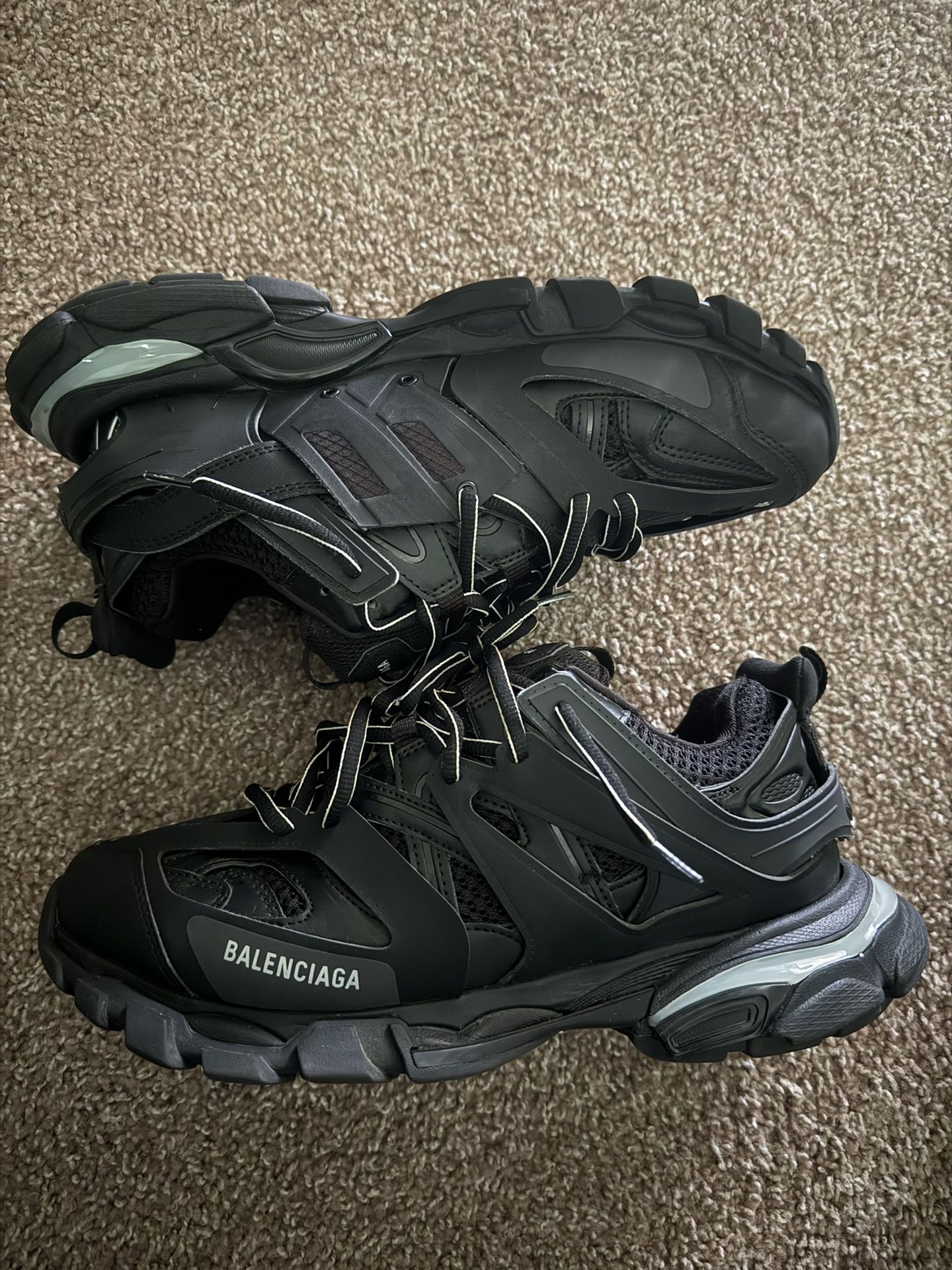 Balenciaga Track LED 🔥