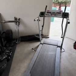 ProForm CrossWalk 380 Treadmill - 2.5 HP Motor - Folds