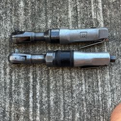 2 Pneumatic Wrenches