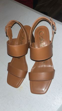 Calvin Klein Sandel/heels