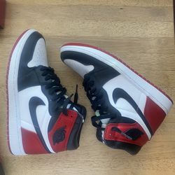 Jordan 1 Satin Black toe