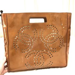 CHANEL CC Logo Patent Leather Perforated Large tote handbag & Pouch
