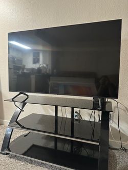 Samsung smart tv and black glass