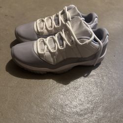 Air Jordan 11 Retro Low Cement Grey Size 11  