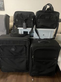 Maletas 🧳 Túmi 300$ Por Todas