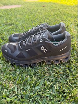 On Cloud Cloudventure Waterproof Trail Running Shoe Black Women’s Size 7.5