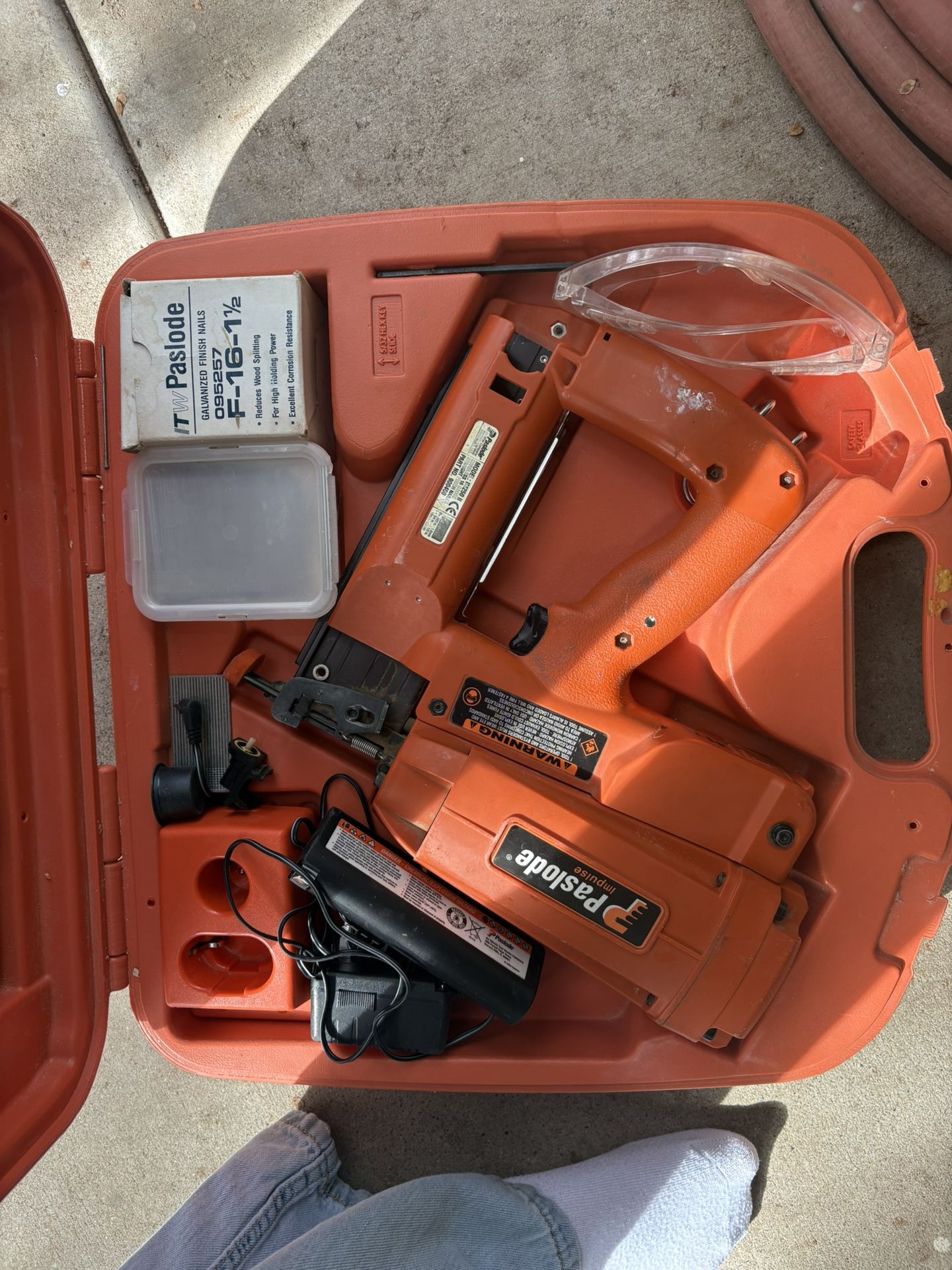 paslode impulse straight finish nailer 