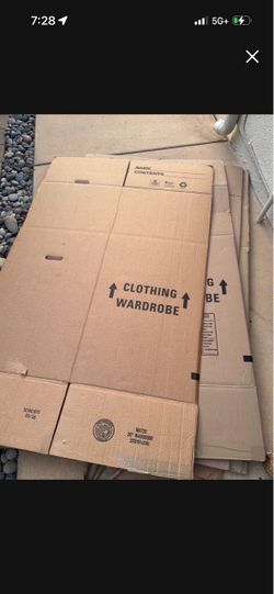 Moving wardrobe box