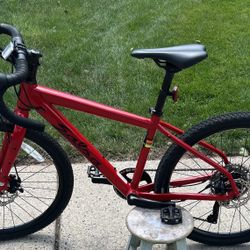 Salsa Journeyman 24” road bike excellent condition