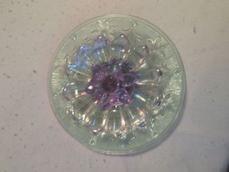 Uranium Glass Sculpture - Glows Bright Under UV Blacklight Light