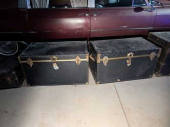 Steamer  Trunk Chest(s)
