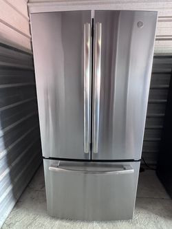 GE ENERGY STAR 24.7 Cu. Ft. French-Door Refrigerator