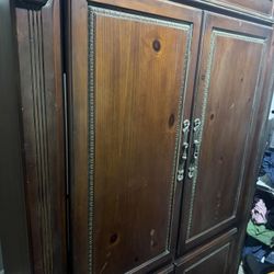 FREE TV CABINET 
