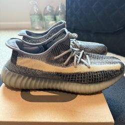 Adidas Yeezy boost 350 V2 Ash Blue Size 10.5 - $100