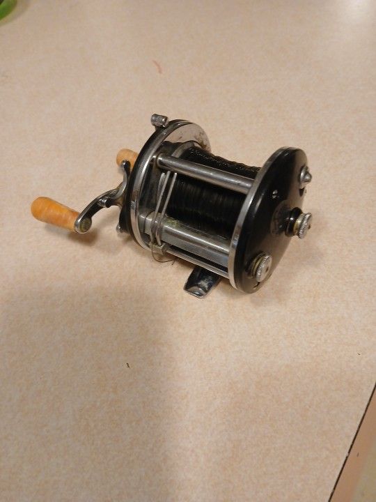 Penn No. 109 Fishing Reel Caster Freshwater Saltwater Trout