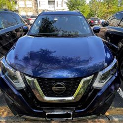 2018 Nissan Rogue SV AWD
Sun and Sound Touring Package