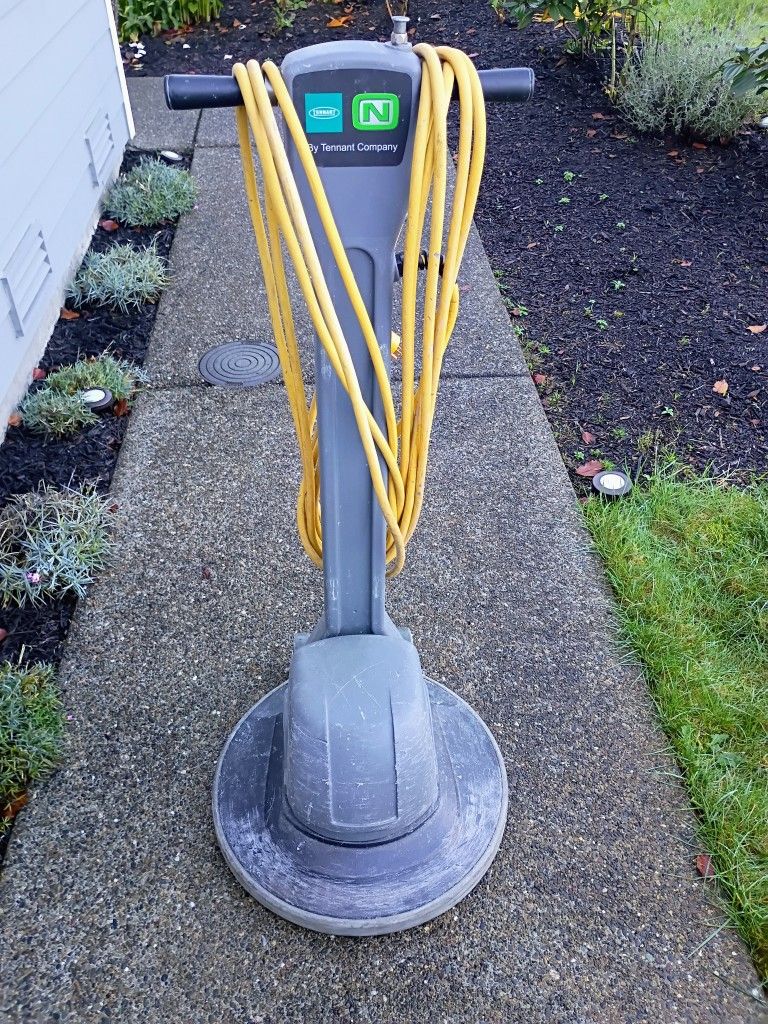 Nobles, Tennant 20 Inch Floor Scrubber Buffer 175 HD