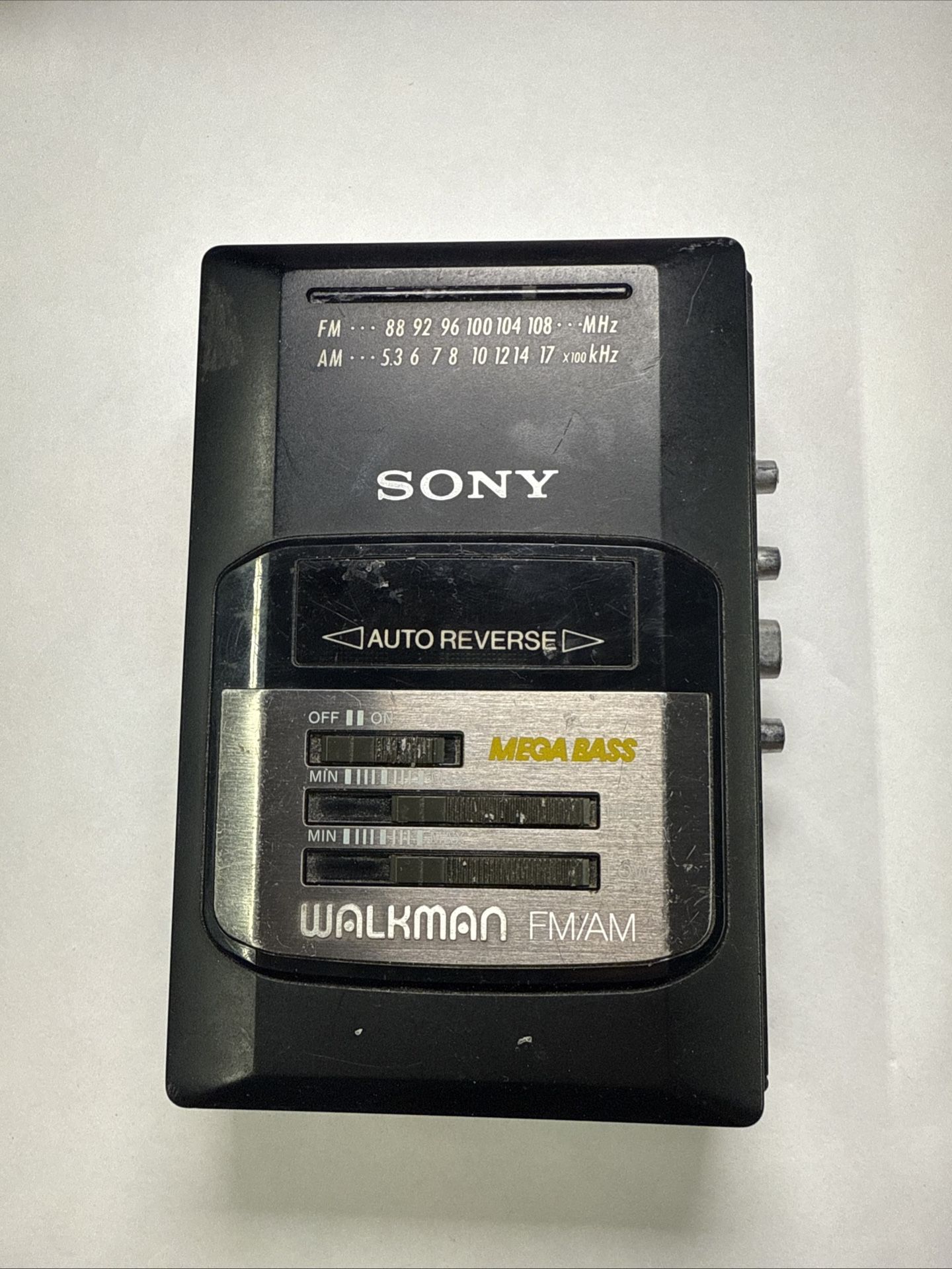 VTG Sony Walkman WM-AF50 Mega Bass Cassette Player Radio- For Parts/ Not Working
