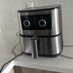 Insignia Air Fryer As Is 