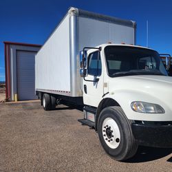 2019 frieghtliner m2 26ft box truck