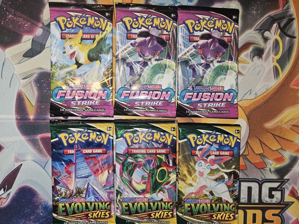 Evolving Skies and Fusion Strike Booster Packs
