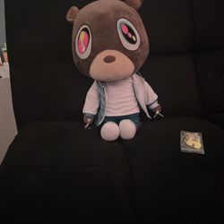 (ON SALE)Limited Edition Kanye Graduation Plushie With 24k Gold Plated Yeezus Piece