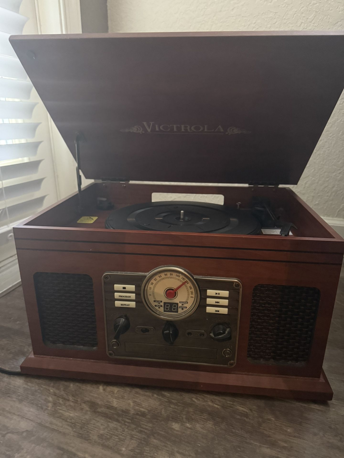 Victrola 6-in-1 Nostalgic Bluetooth Record Player & Multimedia