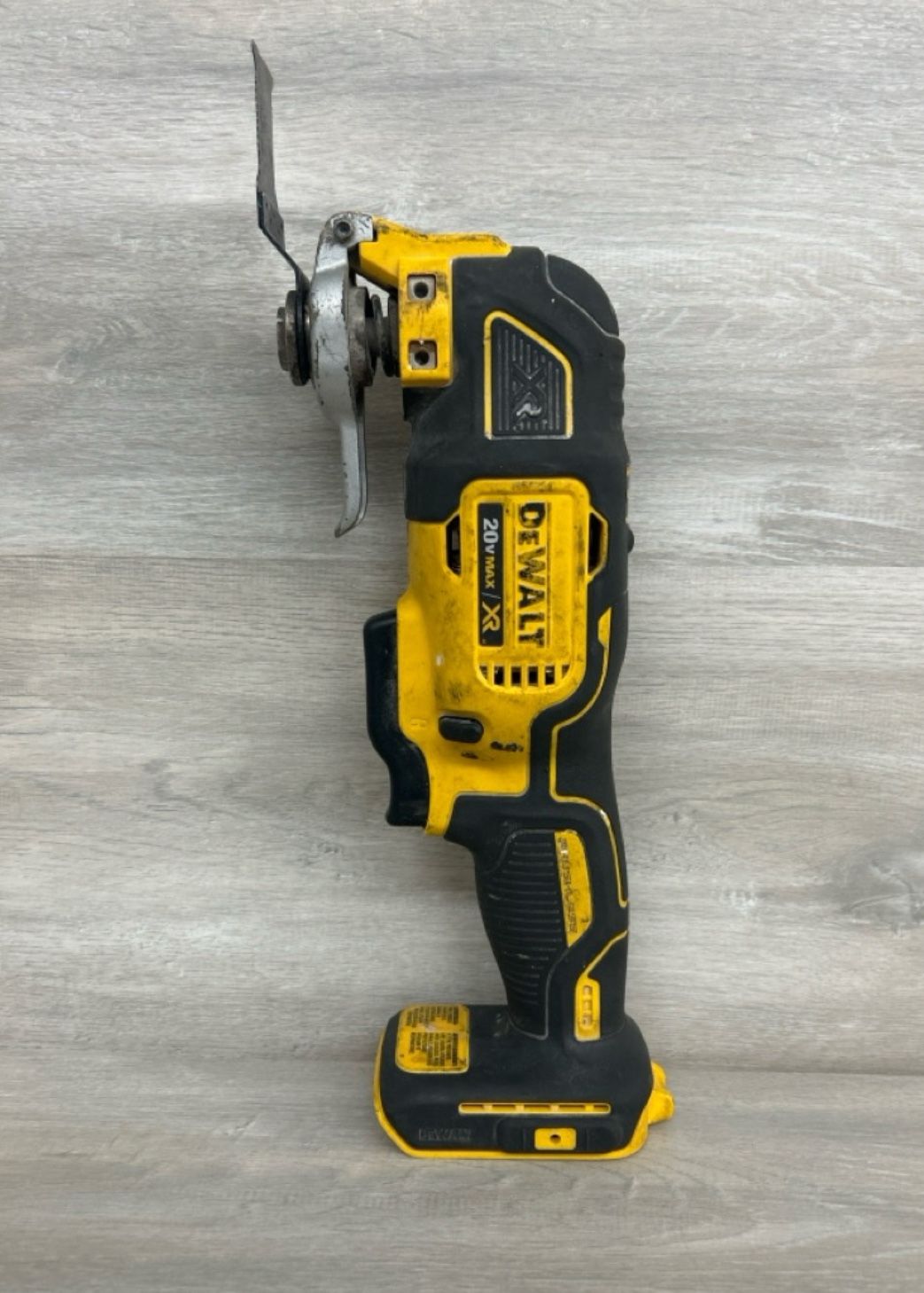 Dewalt Multi-tool TOOL ONLY (PO1019846) - Good Condition