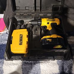 Dewalt Drill w/Drill Bits