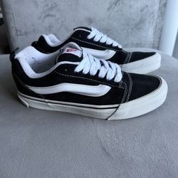 Vans Knu Skool- Men’s size 7 