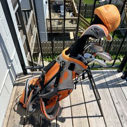 King Cobra Ricky Fowler Edition Jr Right Handed Complete 7 Youth Golf Club Set. 