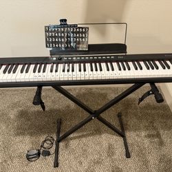 Piano Keyboard 