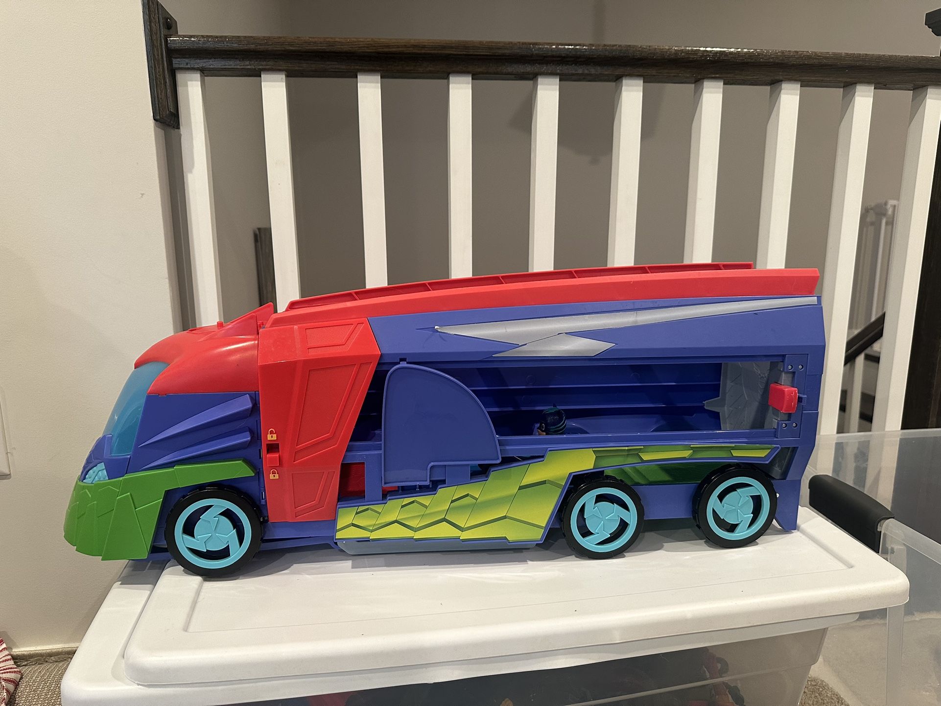 PJ Masks 2 In 1 Mobile HQ
