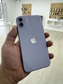 iPhone 11 6.1" (Unlocked) 128GB Good Purple