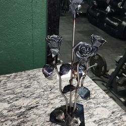 Metal Roses 