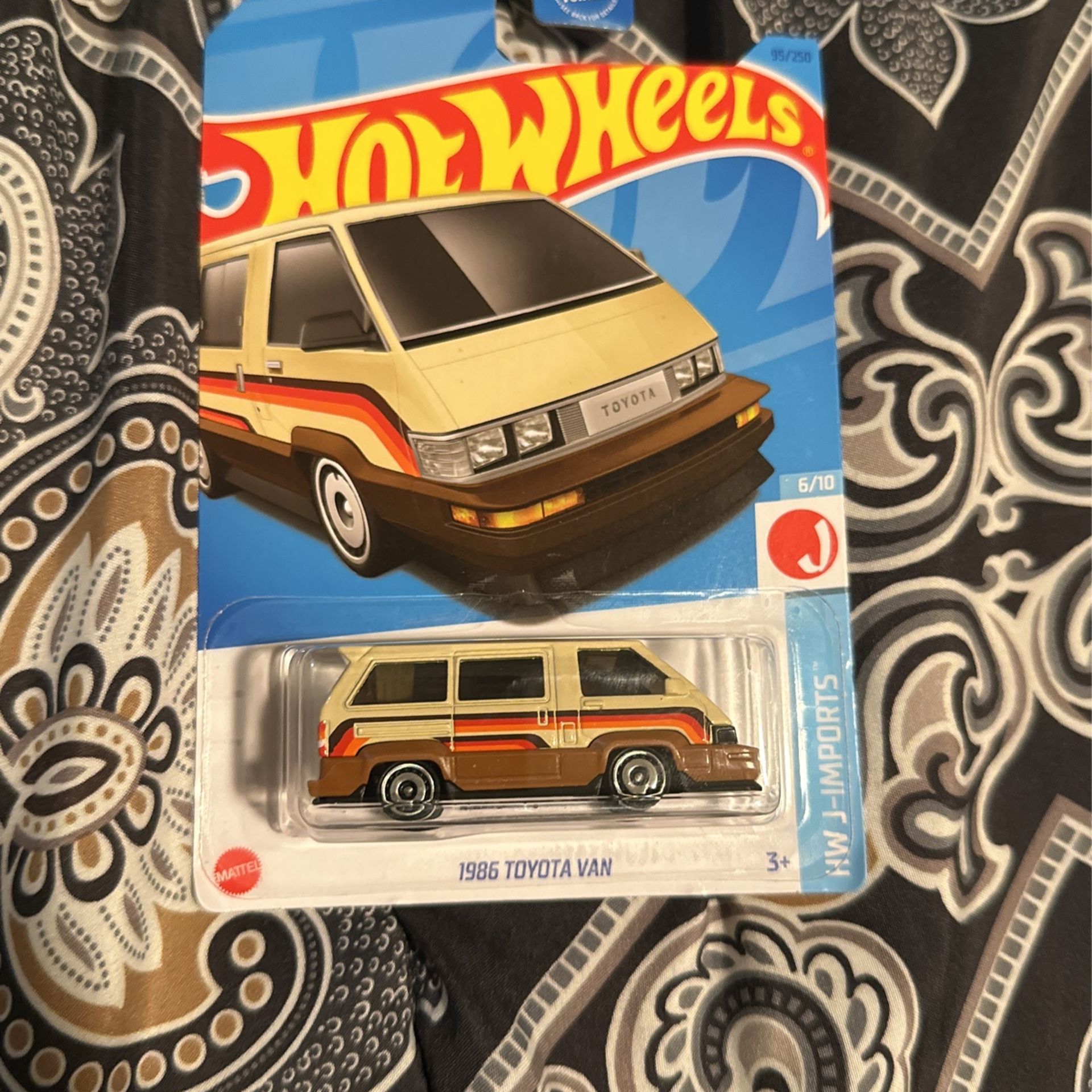 Hot Wheels 86 Toyota Van