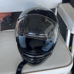 Arai Large Motorcycle Helmet