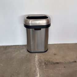 Heavy Duty Trash Can By Simple human