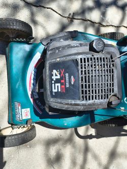 Lawn mower ( like new blade )